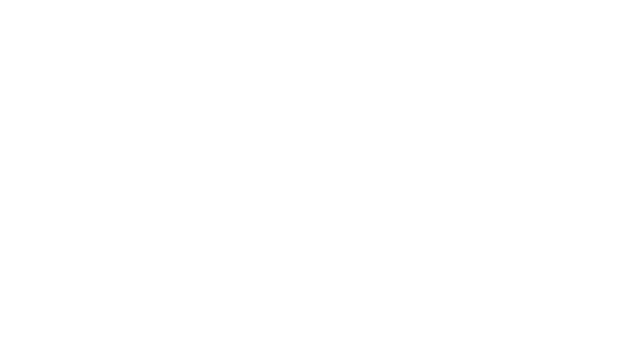 A la vez que comienza a desempeñar las tareas domésticas reservadas para las mujeres